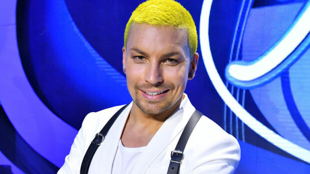 Antti Tuisku hankki opiskelijakämpän suomalaisten suosimalta alueelta Espanjasta - suojattu uima-allasalue takapihalla! Antti Tuisku muutti Espanjaan.