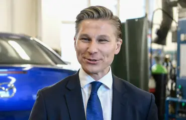 Oikeusministeri Antti Häkkänen ja Henna-rakas: Avoliitto ja jouluvauva!