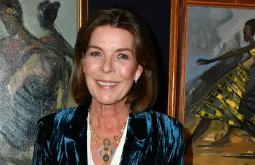 Monacon prinsessa Caroline shoppaili taidetta Lontoossa: 12 000 euron teos vei huomion – kuva!