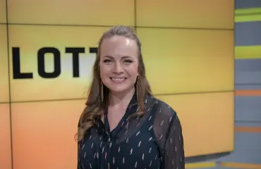 Uhkea Lottotyttö-Netta hämmentyi: Eräs katsoja olisi halunnut ostaa sukkahousuni!