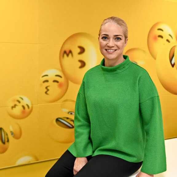 Sanavalmis lääkäri Pippa Laukka pistää ensi keskiviikosta alkaen kymmenen ihmisen elintavat uusiksi. Sanavalmis lääkäri Pippa Laukka pistää ensi keskiviikosta alkaen kymmenen ihmisen elintavat uusiksi.