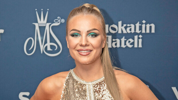 Paljastelukohu! Erika Helinin vastaisku ravintola Teatterille - hommasi vip-kortin toiseen ravintolaan Erika Helin