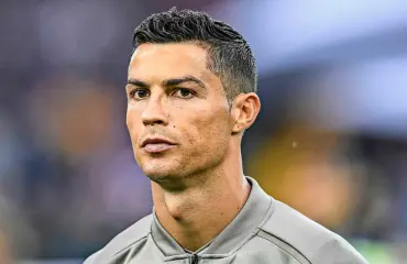 Futistähti yritti maksaa uhrinsa hiljaiseksi – Cristiano Ronaldon raiskausskandaali sai urheilujätti Niken varpailleen: miljardin sponsorisopimus vaarassa!