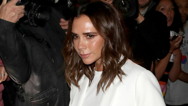 Oho! Victoria Beckhamin muotibrändi floppasi – yli 10 miljoonan velat huolena! Victoria Beckham