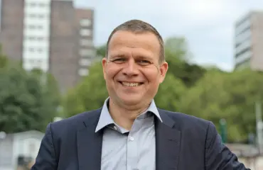 Petteri Orpo vingutti visaa Washingtonissa, Sanni Grahn-Laasonen yöpyi ökysviitissä – näin ministerit törsäsivät luottokorteillaan!