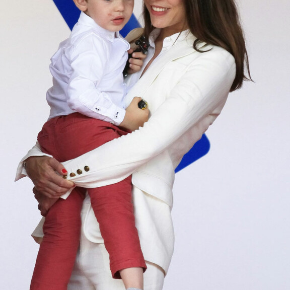 Monacon hovin Charlotte Casiraghi synnytti poikavauvan – lapsen isä on elokuvatuottaja! Charlotte Casiraghi ja Raphael Elmaleh