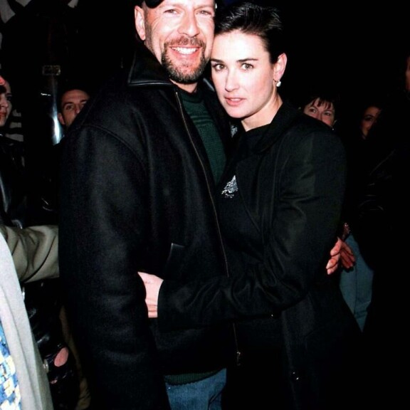 Bruce ja Demi olivat naimisissa vuodesta 1987 vuoteen 2000. Bruce ja Demi