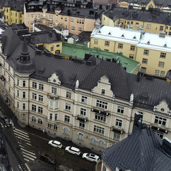 Stefanin hankkimilta asunnoilta kävellen Helsingin ydinkeskustaan pääsee muutamassa minuutissa. Stefanin hankkimilta asunnoilta kävellen Helsingin ydinkeskustaan pääsee muutamassa minuutissa.