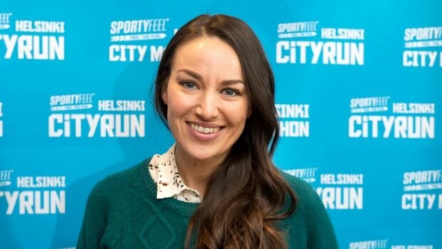Entinen Salatut elämät -tähti ja nykyinen Lottotyttö Jasmin Hamid sai pojan - kannusti jo äitiä tv-ohjelman kuvauksissa! Katso liikuttava kuva! Jasmin Hamid
