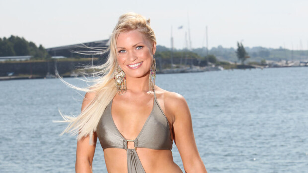 Seiskan Tähtityttö 34/2009: Iida, 19, Espoo Seiska-klubin tähtityttö Iida