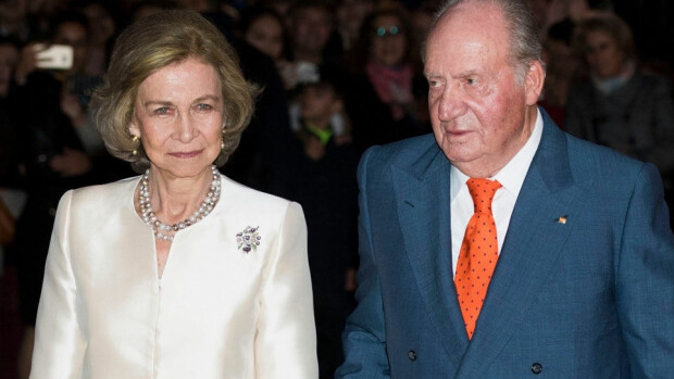 Erillään asuva Espanjan entinen hallitsijapari yllätti: Juan Carlos kunnioitti vaimonsa syntymäpäivää – kuva! Espanjan kuningas Juan Carlos ja kuningatar Sofia