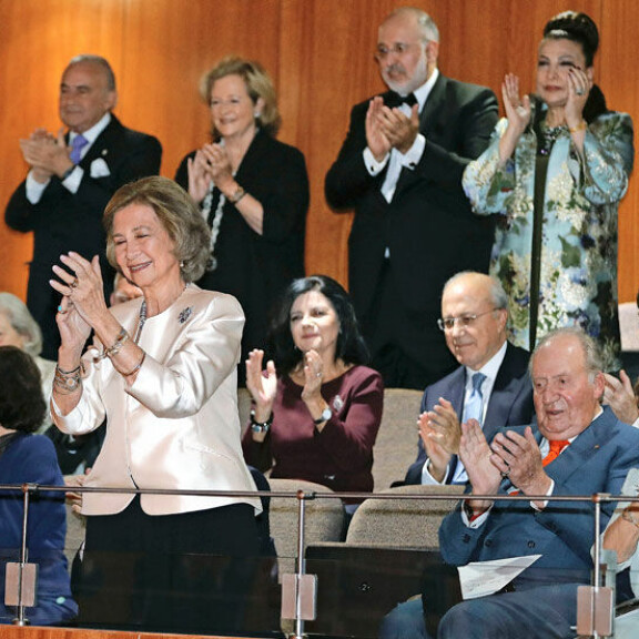 Erillään asuva Espanjan entinen hallitsijapari yllätti: Juan Carlos kunnioitti vaimonsa syntymäpäivää – kuva! Espanjan kuningas Juan Carlos ja kuningatar Sofia