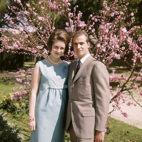 Erillään asuva Espanjan entinen hallitsijapari yllätti: Juan Carlos kunnioitti vaimonsa syntymäpäivää – kuva! Espanjan kuningas Juan Carlos ja kuningatar Sofia