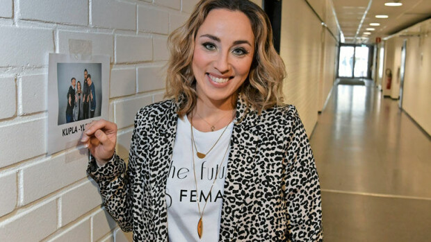 Idols-juontaja Anni Hautala avautuu heikkoudestaan: ”Välillä olen löytänyt itseni…” Anni Hautala on herkkusuu.