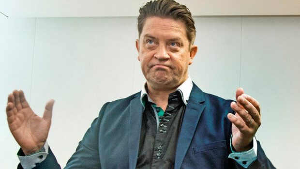 Kenen kohukaunottaren kanssa Oskari Katajisto piipahti kihloissa 2011? Testaa tietosi julkkisten rakkauselämästä! Oskari Katajisto