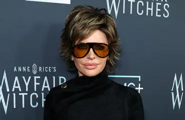 Vieläkö tunnistat Lisa Rinnan? Paparazzi bongasi näyttelijän ilman meikkiä