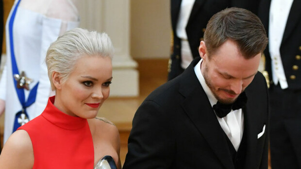 Illan rohkein asu! Anna Puu ja Jukka Immonen ensimmäistä kertaa julkisesti yhdessä, Annan asussa poikkeuksellinen yksityiskohta - kuva! anna ja jukka