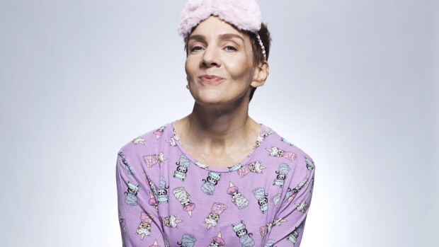 Yökylässä Maria Veitola palaa uusin jaksoin – Anna Puu avautuu kyynelehtien aiheuttamastaan mielipahasta ja kivusta: ”Sit siinä kävi niin” maria veitola