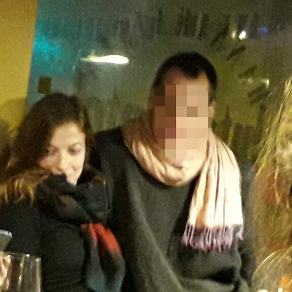 Ohhoh! Li Andersson vaihtoi märkiä kielareita Turussa kaulahuivimiehen kanssa - kuvat! Li Andersson Turussa.