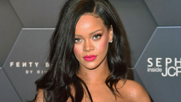 Grrr, Rihanna esittelee seksikkäitä kurvejaan melko tuhmissa alusvaatteissa - katso kuvat! Rihanna