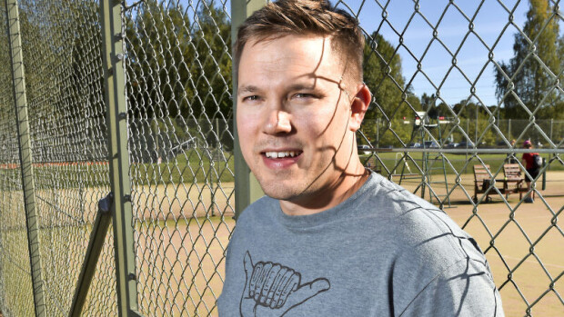 Juha Perälän sokkilähtö Aamulypsystä järkyttää – fanit riekaleina: ”Nyt tuli suru puseroon!” juha perälä