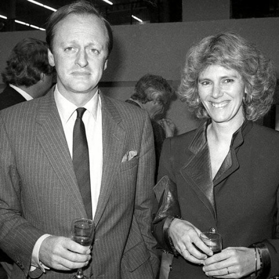 Hurja väite: Prinssi Charles kyllästyi vaimoonsa – keskusteluja avioerojuristin kanssa! Andrew ja Camilla Parker-Bowles