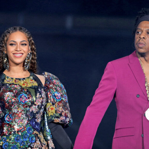 Rikkaimmat amerikkalaisjulkkikset listattiin – tosi-tv-seksipommi loihti yli 800 miljoonan omaisuuden! Jay-Z