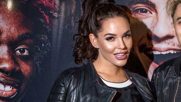 Jösses, mikä peba! Mikael Gabrielin Playboystakin tuttu rakas esittelee kurvejaan Meksikon kuumuudessa pelkkiin stringibikineihin verhottuna - katso! Triana Iglesias