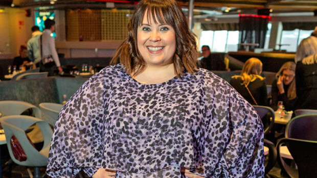 Salkkareihin palaava Hanna Kinnunen saa fanipostia: Joidenkin on hankala sisäistää, että en ole kuin Salla! Hanna Kinnunen palaa Salkkareihin.