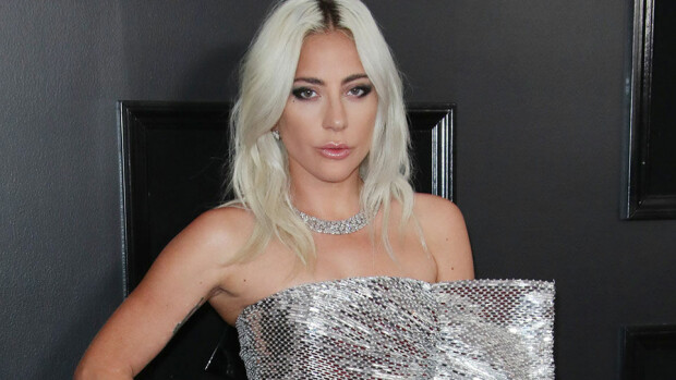 Lady Gaga rikkoi hiljaisuuden – kommentoi salasuhdehuhuja suorassa tv-lähetyksessä: 'Ihmiset näkivät rakkautta, ja se oli tarkoituksemme!' Lady Gaga