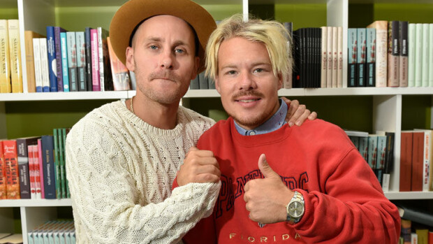 Tyttöystävät mustasukkaisia! JVG:n suosikkiräppäreiden ökyharrastus laajeni ulkomaille – ”Siitä on tullut kotona sanomista!” Jare ja VilleGalle harrastavat golfia.