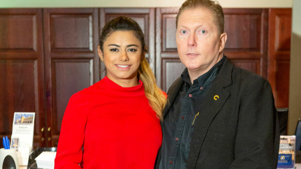 Kyläkauppias Vesa Keskinen muutti Jane-vaimon toivomuksesta pois jättikartanosta – ”Toimii vapaa-ajan asuntonamme!” Keskiset muuttivat 150 neliöiseen omakotitaloon.