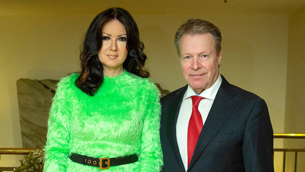 Ilkka Kanervan ja Elina Kiikon suhde kuin saippuaoopperasta - avioehto paljastaa yllättävän tiedon! Ilkka Kanerva ja Elina Kiikko