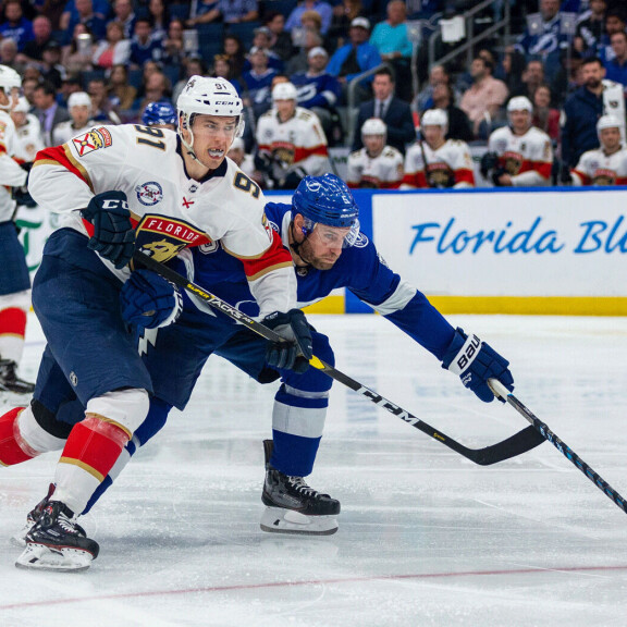 Väsymätön työmies Suomen Satakunnasta.;Juho Lammikko pelasi päättyneellä kaudella 40 NHL-ottelua Florida Panthersissa. Juho Lammikko pelasi päättyneellä kaudella 40 NHL-ottelua Florida Panthersissa.