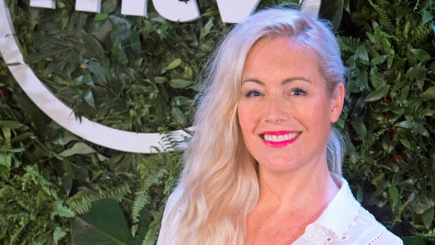 ”Se on tosi kuumottavaa!” Juontajakaunotar Anne Kukkohovi avautuu ahdistavista lääkärikäynneistä! Anne Kukkohovi avautuu lääkärikäynneistä.