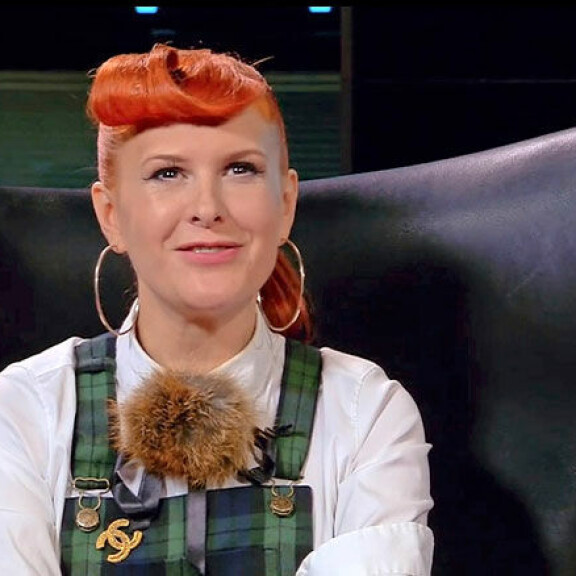 Emelie Björnberg luo uraa muotisuunnittelija ja pyörittää omaa muotiliikettä Helsingissä. Kuva on Nelosen Ruudussa nähtävästä Loop Looks -ohjelmasta. Emelie Björnberg luo uraa muotisuunnittelija ja pyörittää omaa muotiliikettä Helsingissä. Kuva on Nelosen Ruudussa nähtävästä Loop Looks -ohjelmasta.