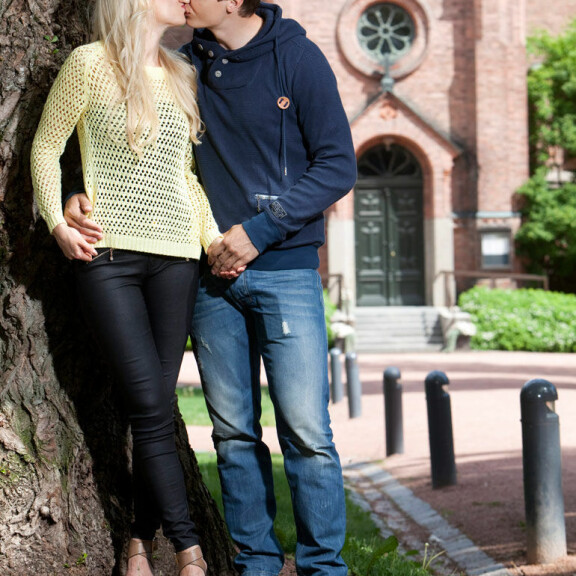 Avioero! Lotta Näkyvän ja Kristian-rakkaan suhde alkoi kuin sadussa - lue ex-rakastavaisten tarina! Lotta ja Kristian