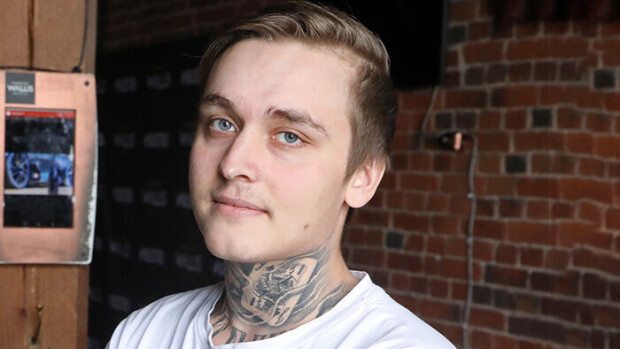 Epäiltynä pahoinpitelystä elokuvateatterissa! TIS-Toni kommentoi: ”Lyönti meni ohi' tis-toni