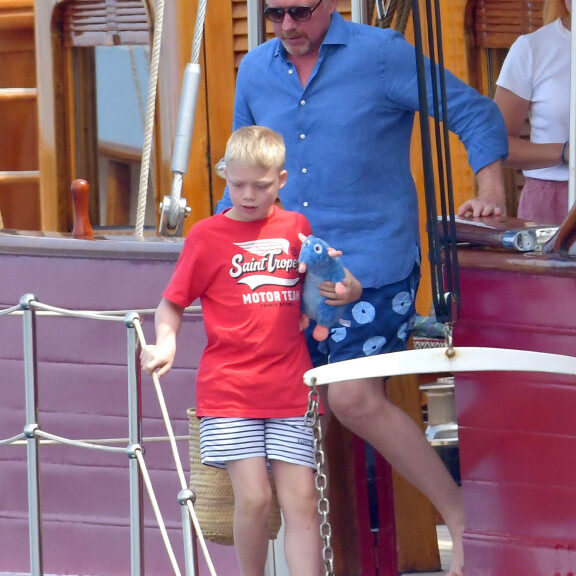 Paparazzikuvat lomailevasta Boris Beckeristä! Tennislegenda ei lannistu vaikka joutui myymään pokaalejaan velkojien vaatimuksesta! boris