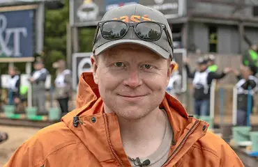 Hauskat kuvat: Sampo Kaulanen osallistui kullanhuuhdontakisaan Tankavaarassa - löysi useita kultahippuja!