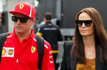 Halailua ja pussailua! Minttu ja Kimi Räikkönen söpöilivät avoimesti Vantaalla – kuvat!