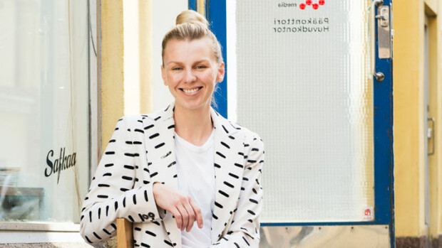 Vaatimattomat voitot! Avokadopastallaan kohauttanut Hanna Gullichsen sulki verkkokauppansa! Hanna sulki verkkokauppansa postimaksujen takia.