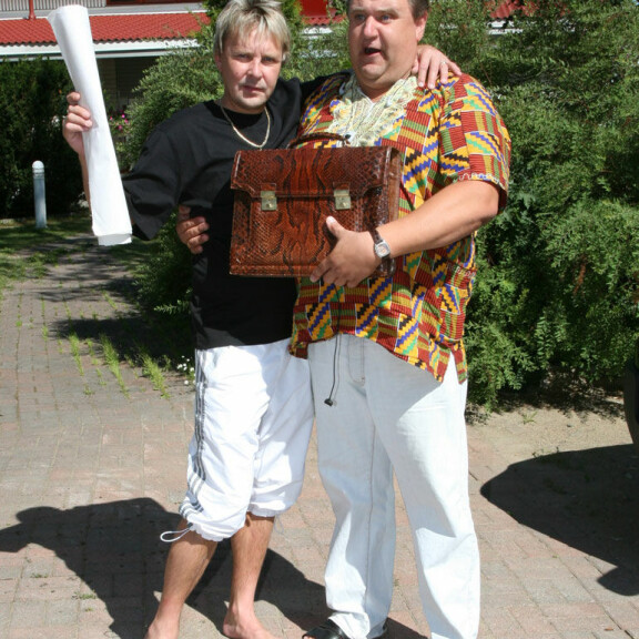Carl Danhammerin mukaan Nykäsen manageroinnin paras puoli oli se, että Matti muutti hänen kotoaan Mervin luokse. Carl Danhammerin mukaan Nykäsen manageroinnin paras puoli oli se, että Matti muutti hänen kotoaan Mervin luokse.
