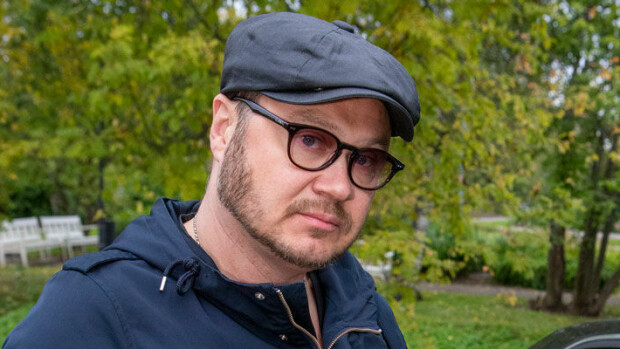 Entinen Idols-laulaja Mikko Huoponen kohtasi suuren surun – ”Kuorma-auto murskasi tyttäreni!” Mikko Huoponen menetti traagisesti tyttärensä.