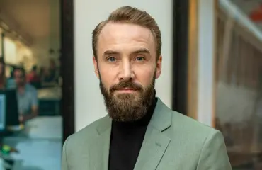 Los Angelesissa asuva näyttelijä Samuli Vauramo ja Brittnie-vaimo panostavat työhön: Ei vauvahaaveita!