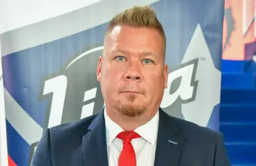 Potkuja pelkäämätön HIFK-luotsi Jarno Pikkarainen: Törkyviestejä sähköpostissa!