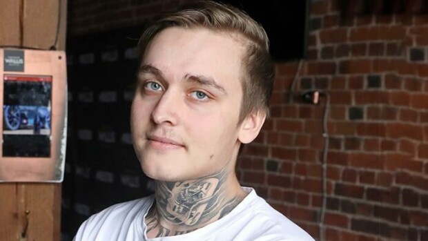 Tis-Toni joutui rajun pahoinpitelyn uhriksi: 'Silmä veressä ja mustana, kylkiluu murtunut' tis-toni