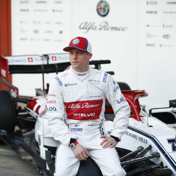 Kimi-Matias Räikkönen on voittanut F1-urallaan maailmanmestaruuden ja 21 osakilpailua. Kimi-Matias Räikkönen on voittanut F1-urallaan maailmanmestaruuden ja 21 osakilpailua.