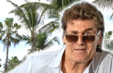 Tulli nappasi! Laulaja Frederik, 74, paiskattiin käsiraudoissa putkaan Bahamalla - lomamatkalle järkyttävä käänne!