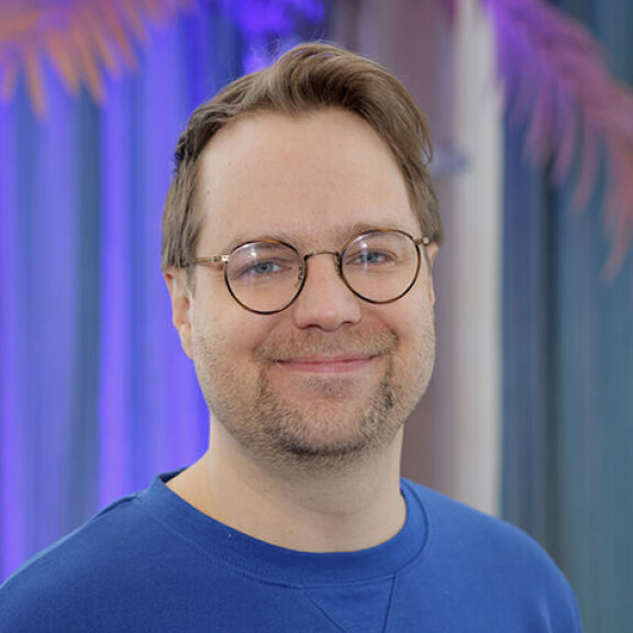 Putous-tähdet Seiskan pikatentissä! Gimmelistä tuttu Ushma Olava: Mieheni häpesi hekotteluani Joonas Kääriäinen